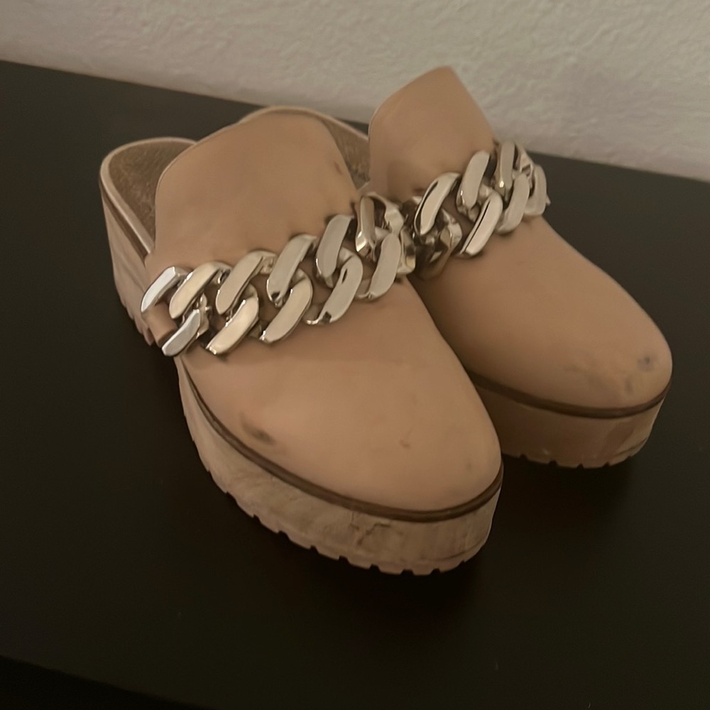 Kelsi Dagger Clogs